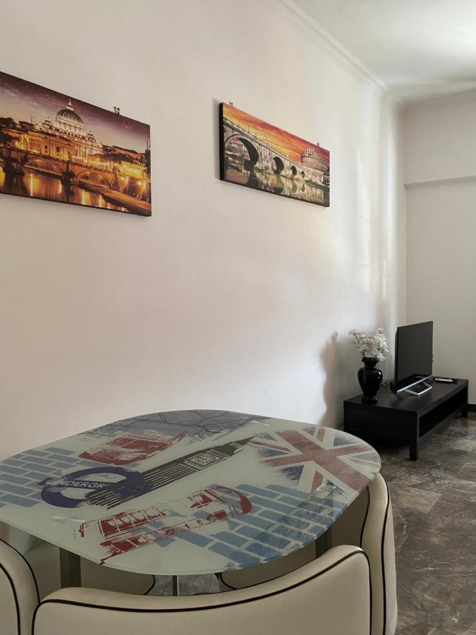Sognando Roma Appartamento Turistico Luaran gambar